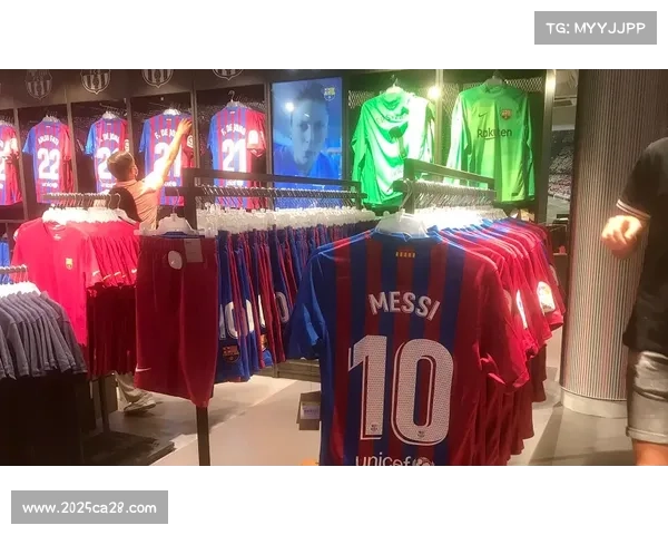 都灵德比门票瞬间售罄 警方强化安保措施确保赛事安全 都灵德比门票瞬间售罄 警方强化安保措施确保赛事安全